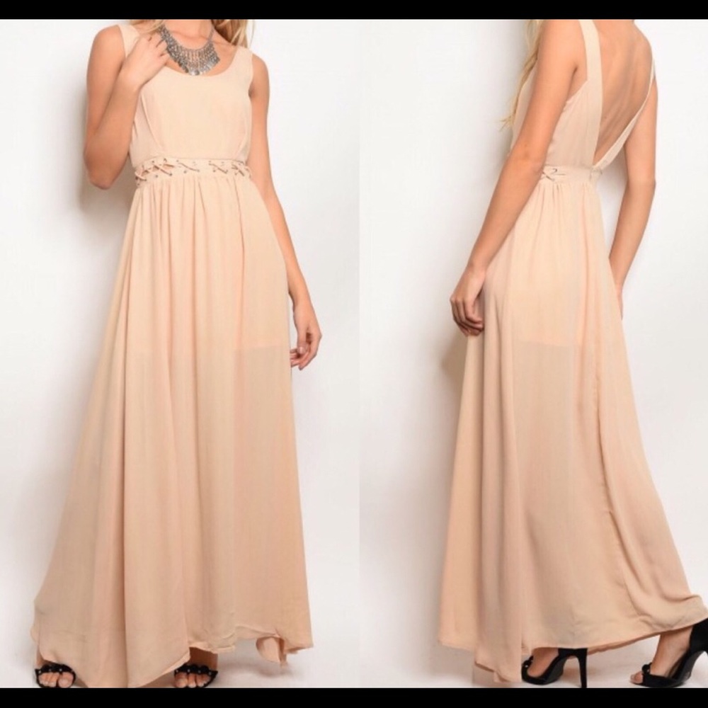 *NEW* Long Blush/Cream Maxi Dresses (S/M/L)